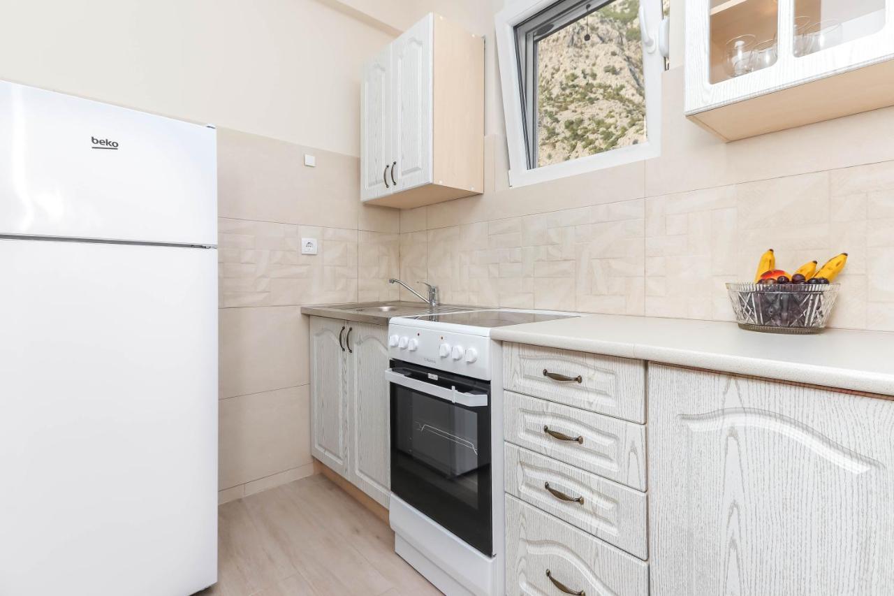 Sea Star Luxury Apartment Kotor Bagian luar foto